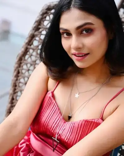 Call Girls Service in Valangaiman