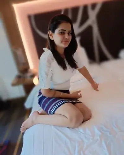 Escort Service In Valangaiman